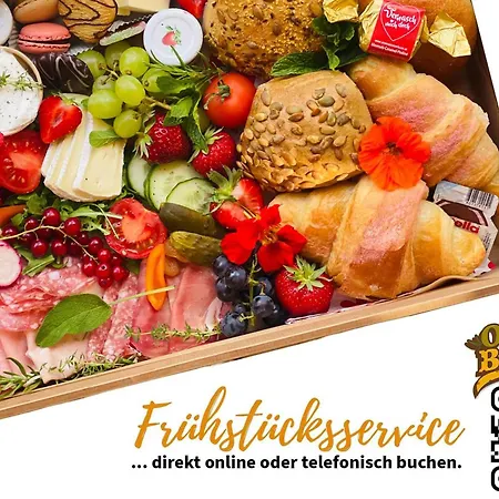 Boddenluemmel In Der Seefahrtschule Wustrow (Fischland)